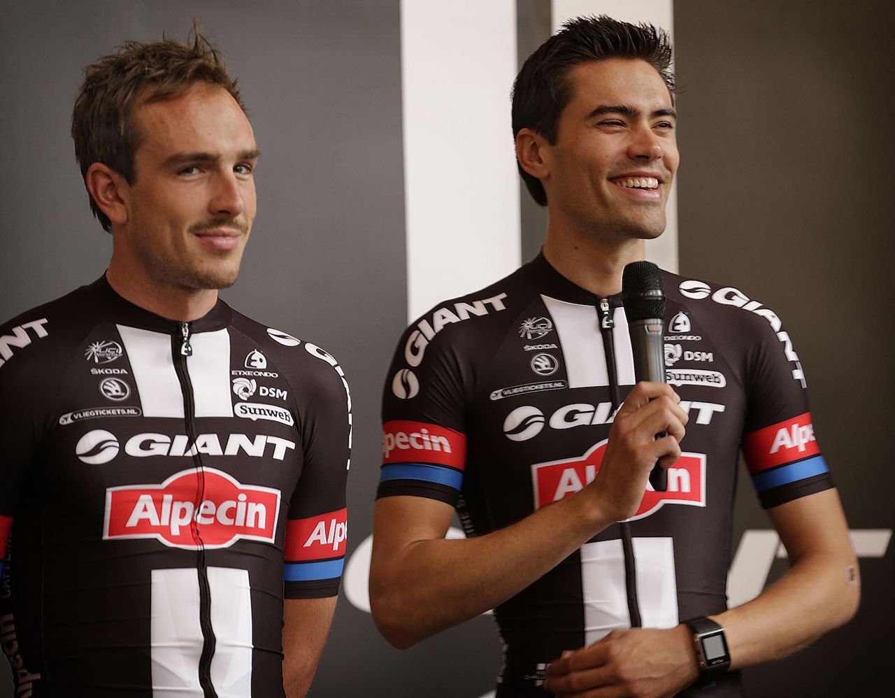 John Degenkolb with teammate Tom Dumoulin at the press conference