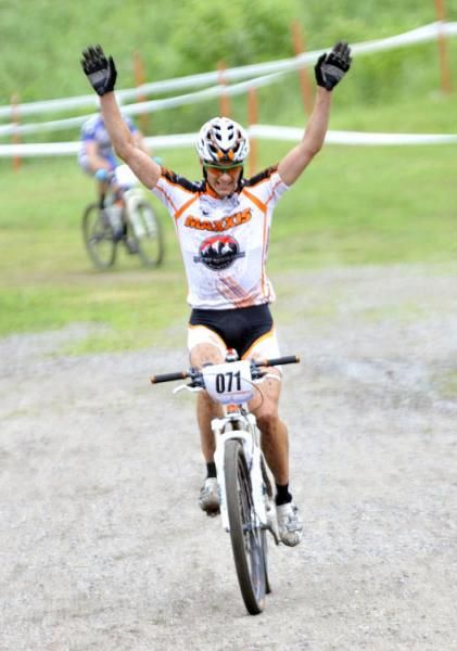Rapha&euml;l Gagn&eacute; (Team MAXXIS-Rocky Mountain Bicycles) wins the Under 23 men's race.