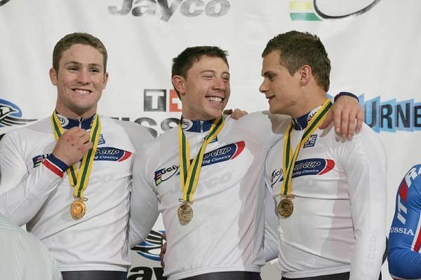 Daniel Ellis, Shane Perkins and Scott Sunderland (Team Jayco) collect their gold medals from the men's team sprint.