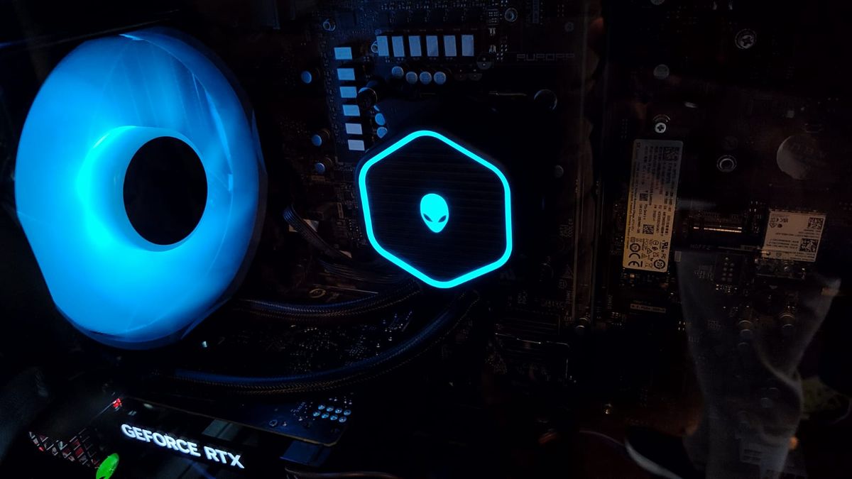 Alienware Aurora R16