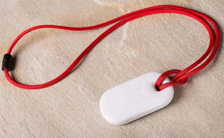 Yepzon One image: The device has no buttons and only a single port for charging, so no buttons can be pressed accidentally.