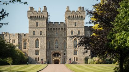 queen at windsor castle fire