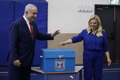 Benjamin Netanyahu votes