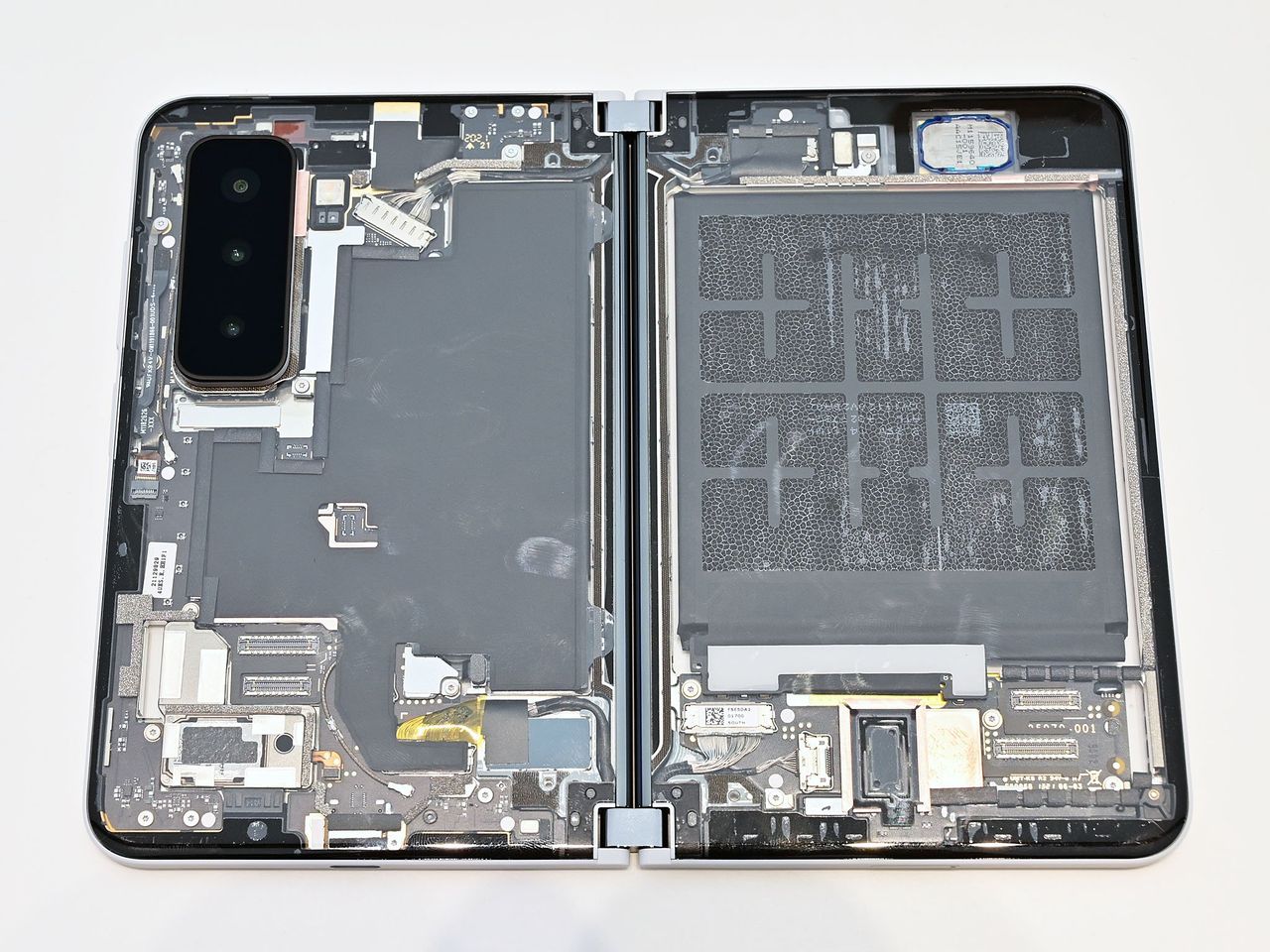 Surface Duo 2 Inside
