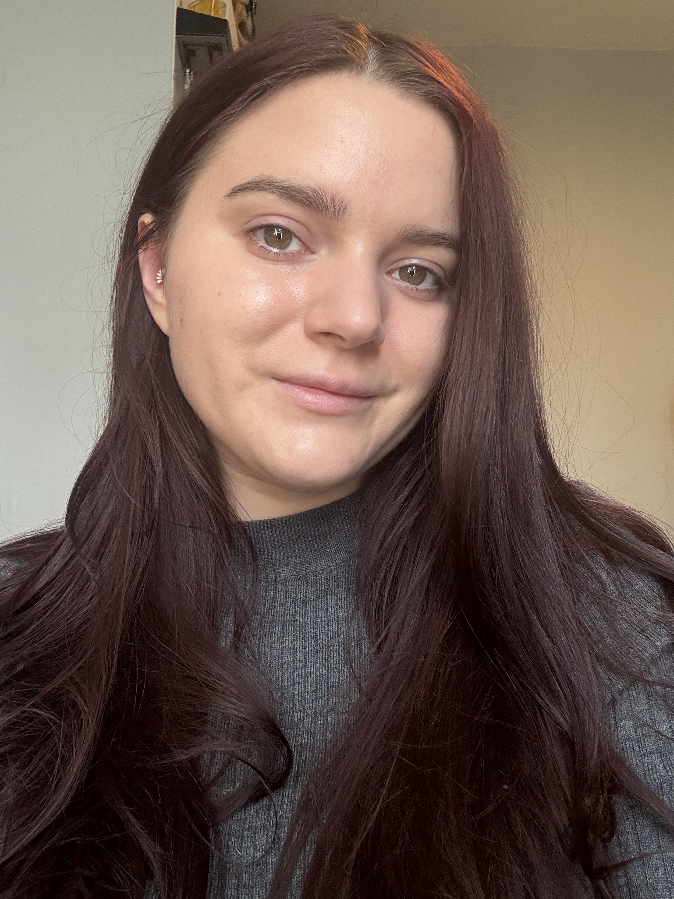 Brooke Knappenberger tests merit the uniform tinted spf