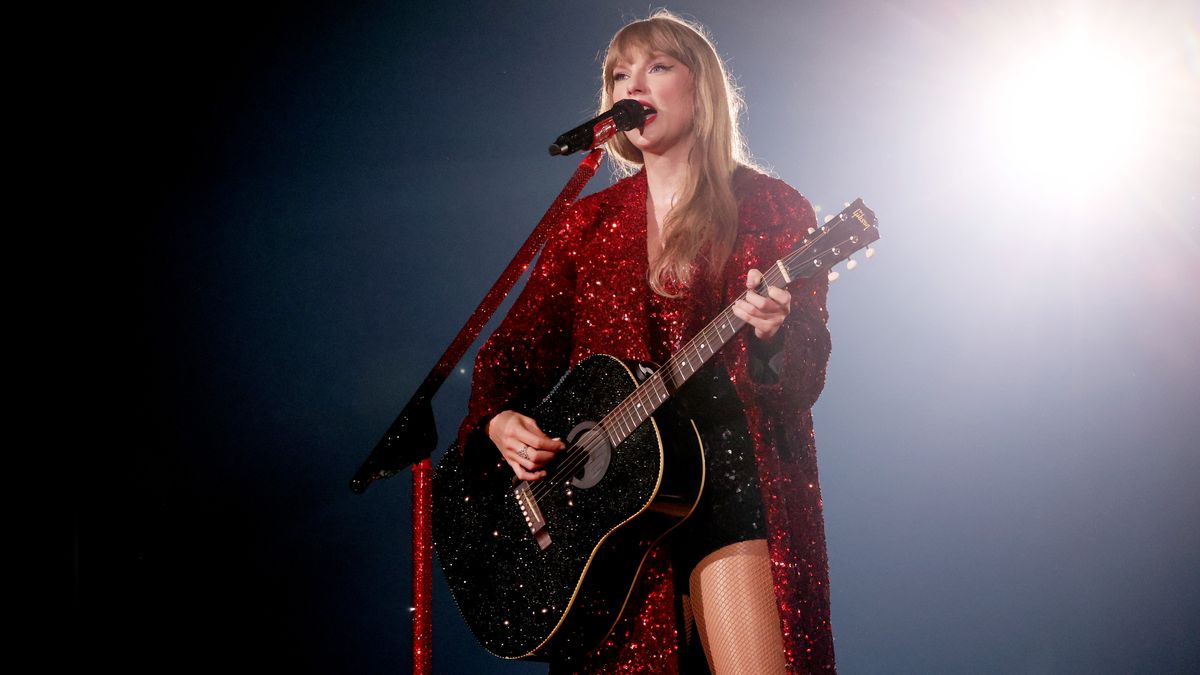 Taylor Swift performs onstage during night three of &quot;Taylor Swift | The Eras Tour&quot; at La Defense on May 11, 2024 in Paris, Fran