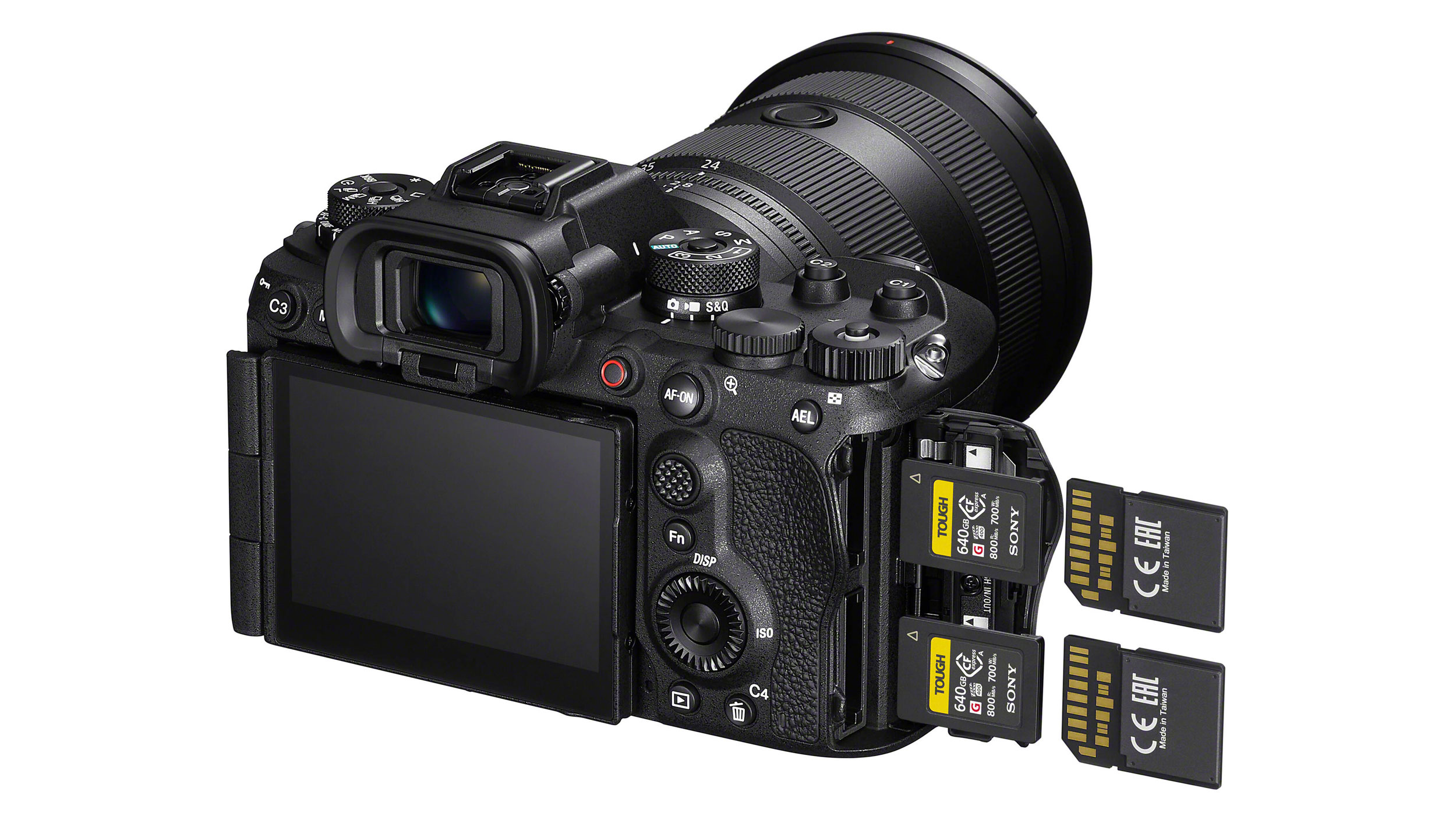 Sony A1 II vs Nikon Z8: Sony A1 II memory card slots