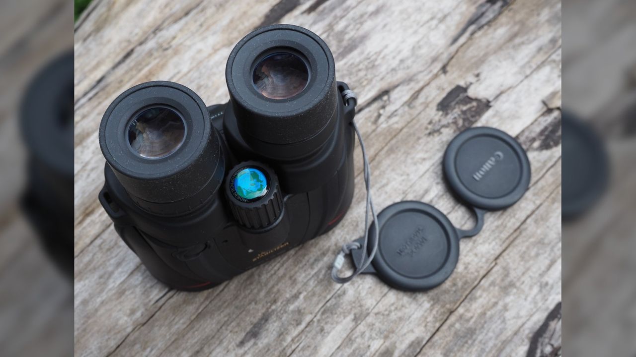Canon 10x42L IS WP eyepieces