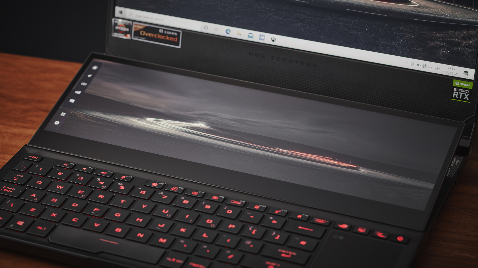 Asus ROG Zephyrus Duo 15 SE GX551