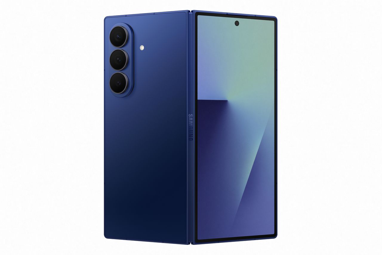 Samsung Z Fold7 press images