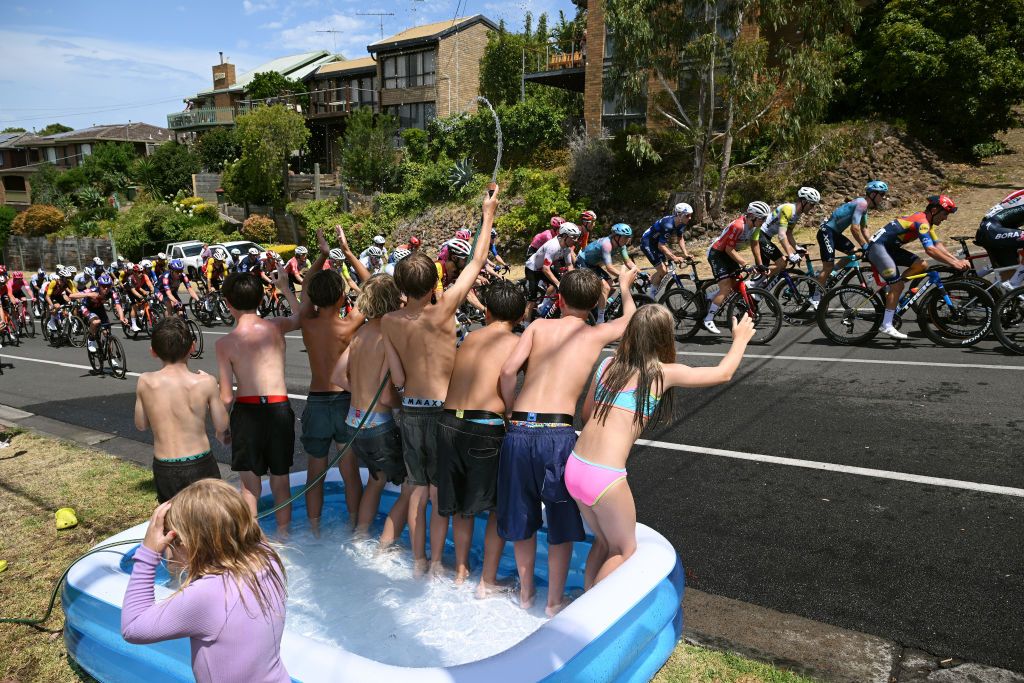 GEELONG AUSTRALIA FEBRUARY 02 Fans cheering the peloton during the 9th Cadel Evans Great Ocean Road Race 2025 Mens Elite a 1838km one day race from Geelong to Geelong UCIWT on February 02 2025 in Geelong Australia Photo by Dario BelingheriGetty Images