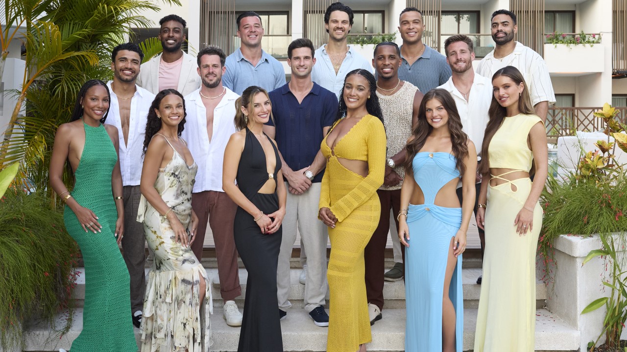 Bachelor in Paradise Season 10&#039;s Week 1 cast members (from top) Hakeem, Brian, Spencer, Dale, Justin, Jonathon, Jeremy, Kyle, Ricky, Sam, Bailey, Alexe, Kat, Zoe, Jess and Lexi.