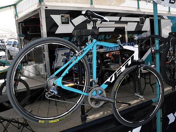 The new ARC-X casts a similar profile to Yeti's off-road racing ARC hardtail.