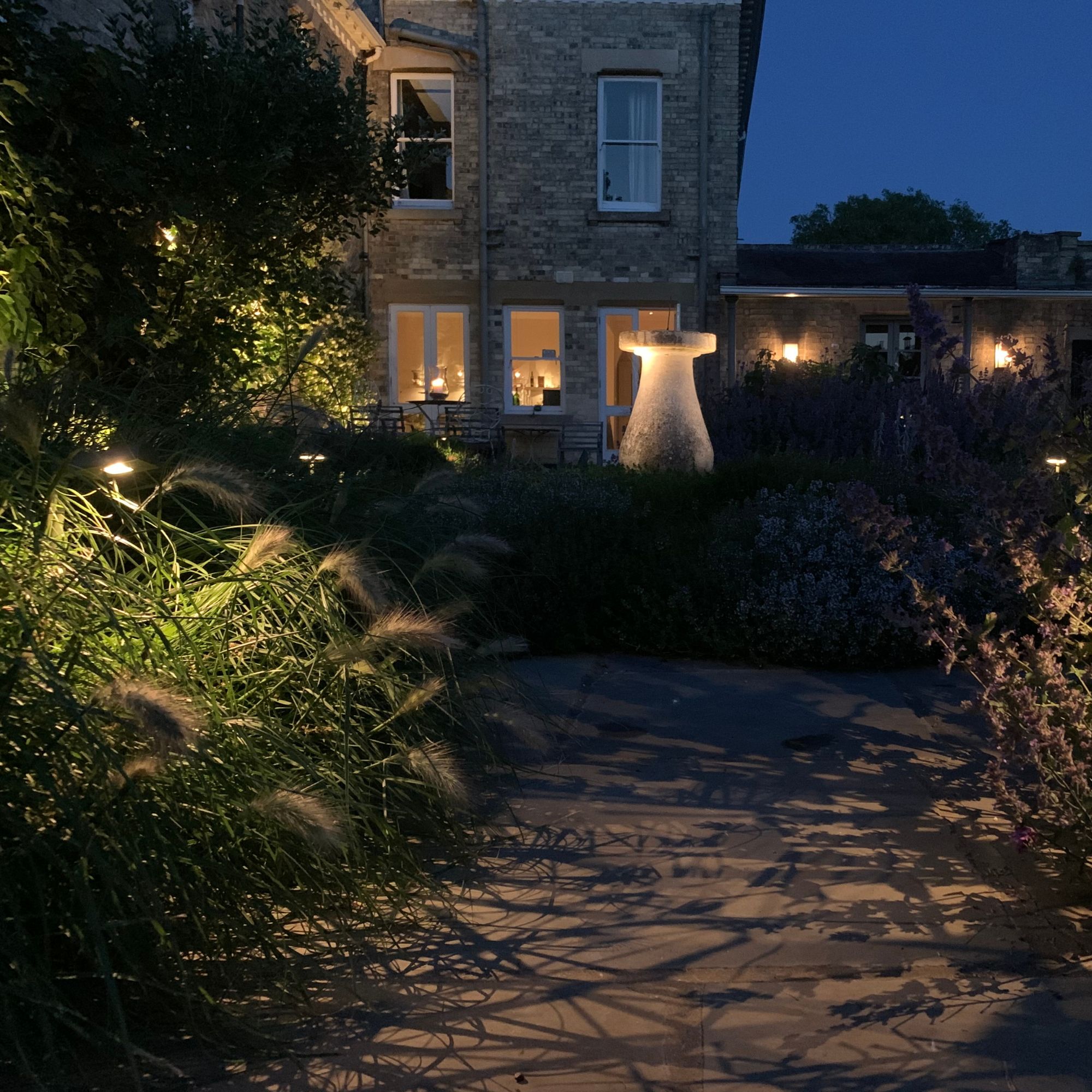 John Cullen Lighting in Japanese-style garden