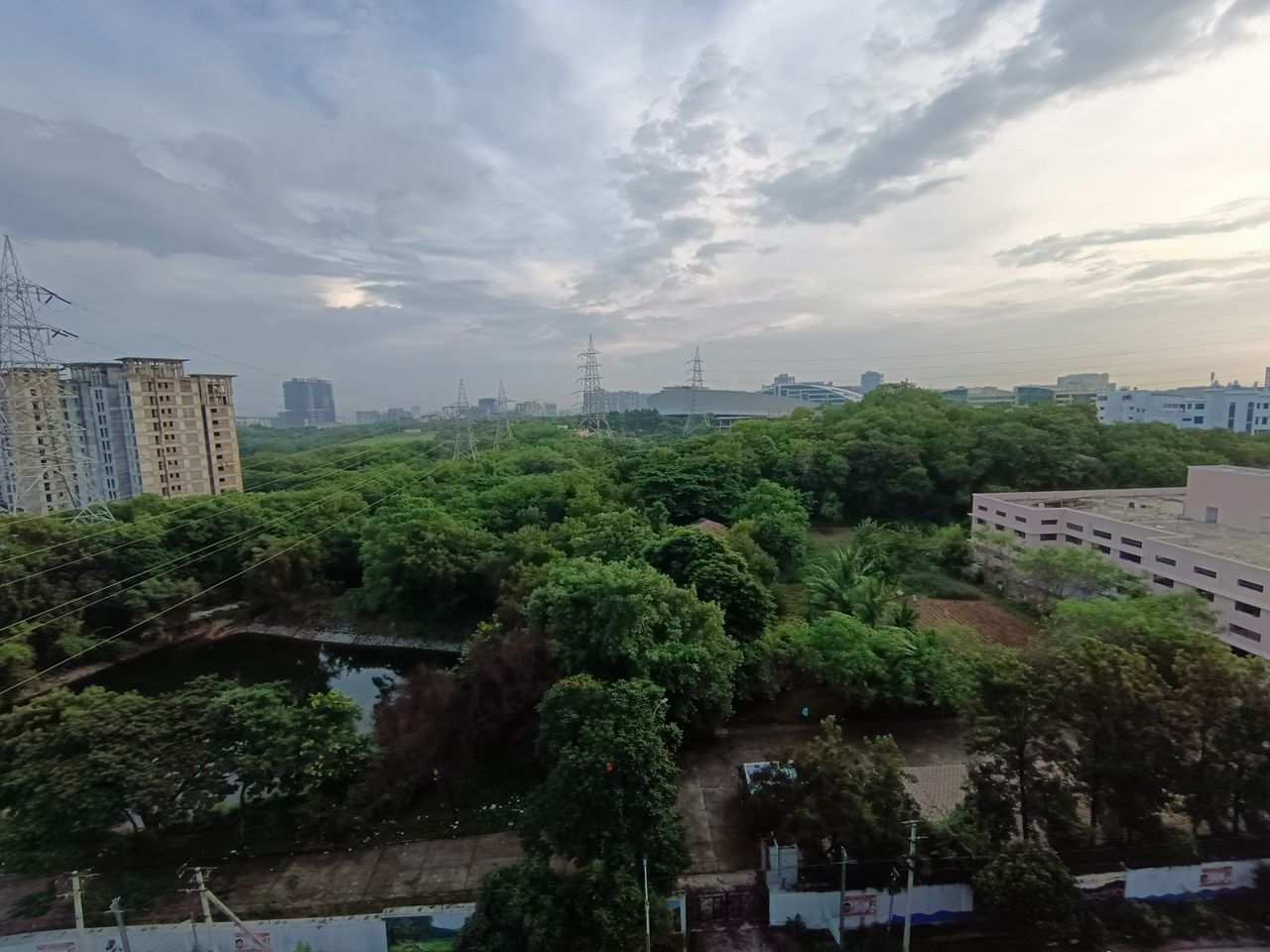 TECNO Phantom V Flip camera shots