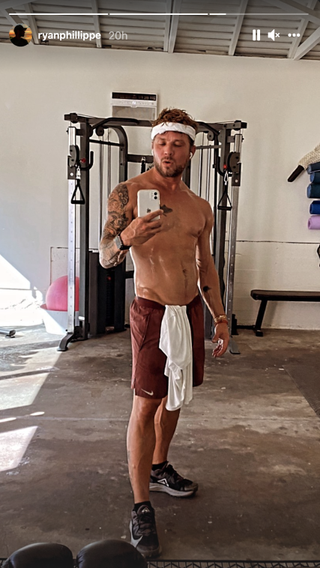 Ryan Phillippe's shirtless Instagram photo