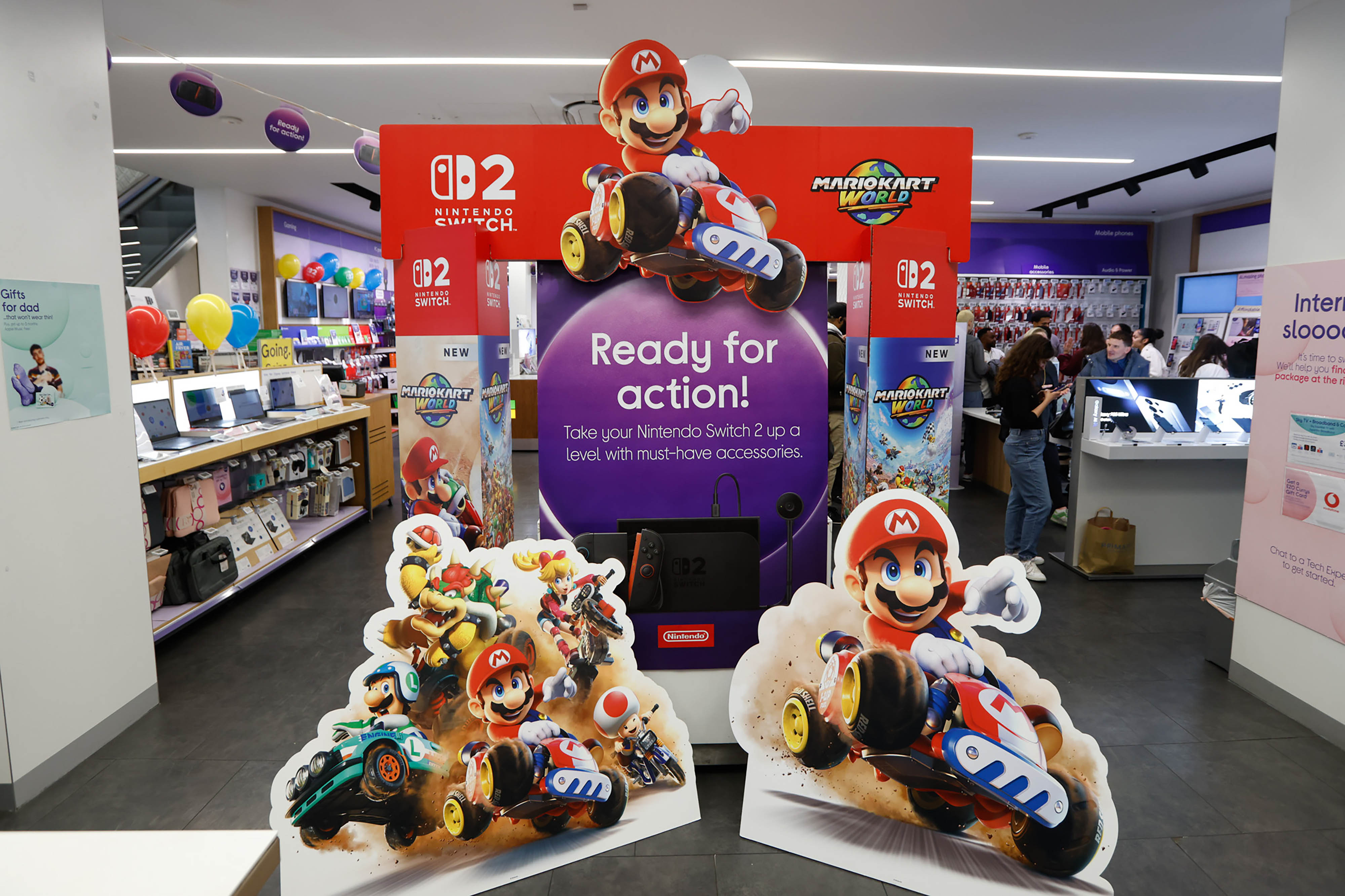 Currys Switch 2 midnight launch.