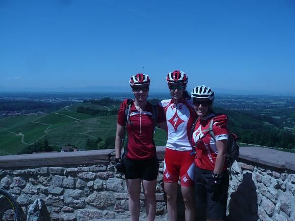 Lea Davison (Specialized) with Cyclingnews MTB Editor Sue George and Specialized's Amy Shreve at the Fate Bike Launch.