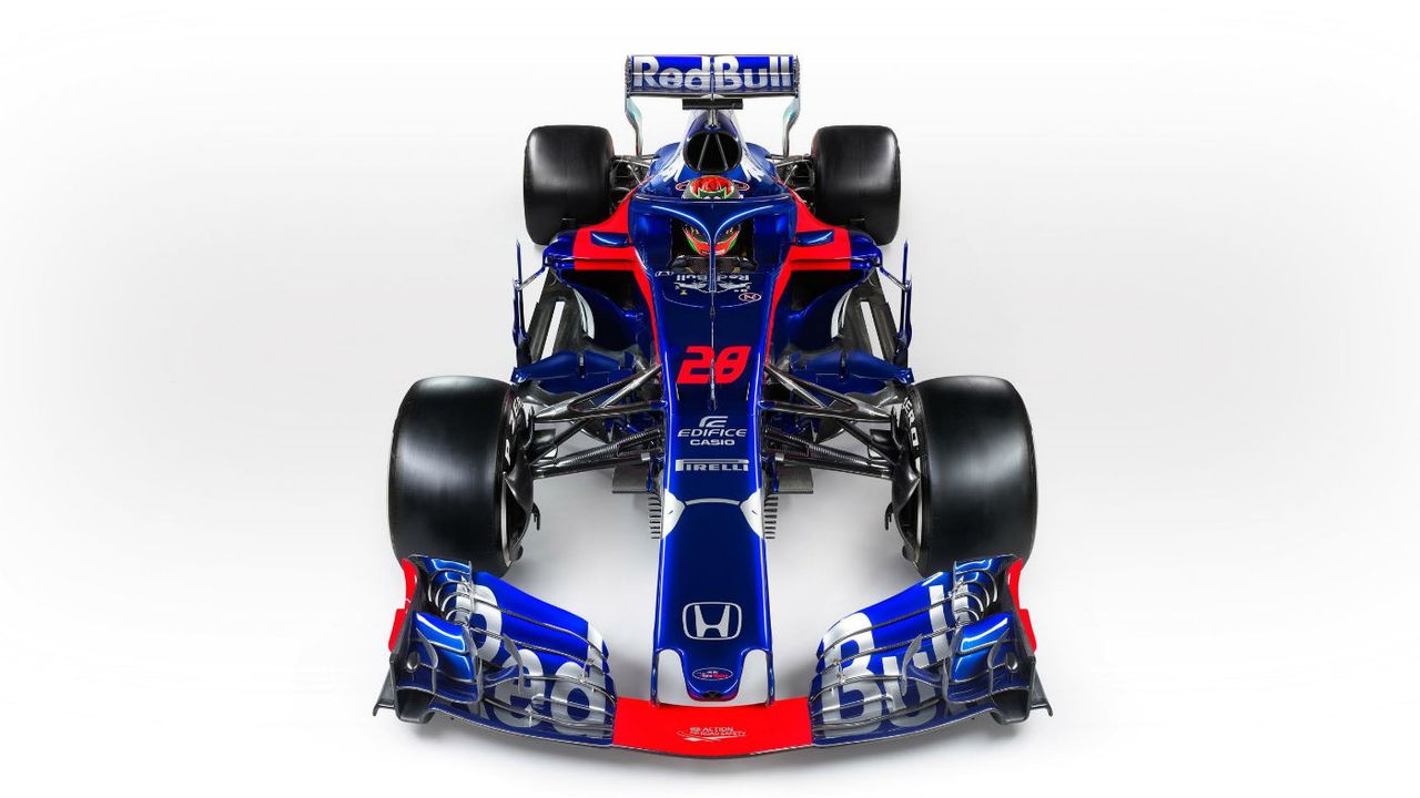 Toro Rosso STR13 new car F1 2018