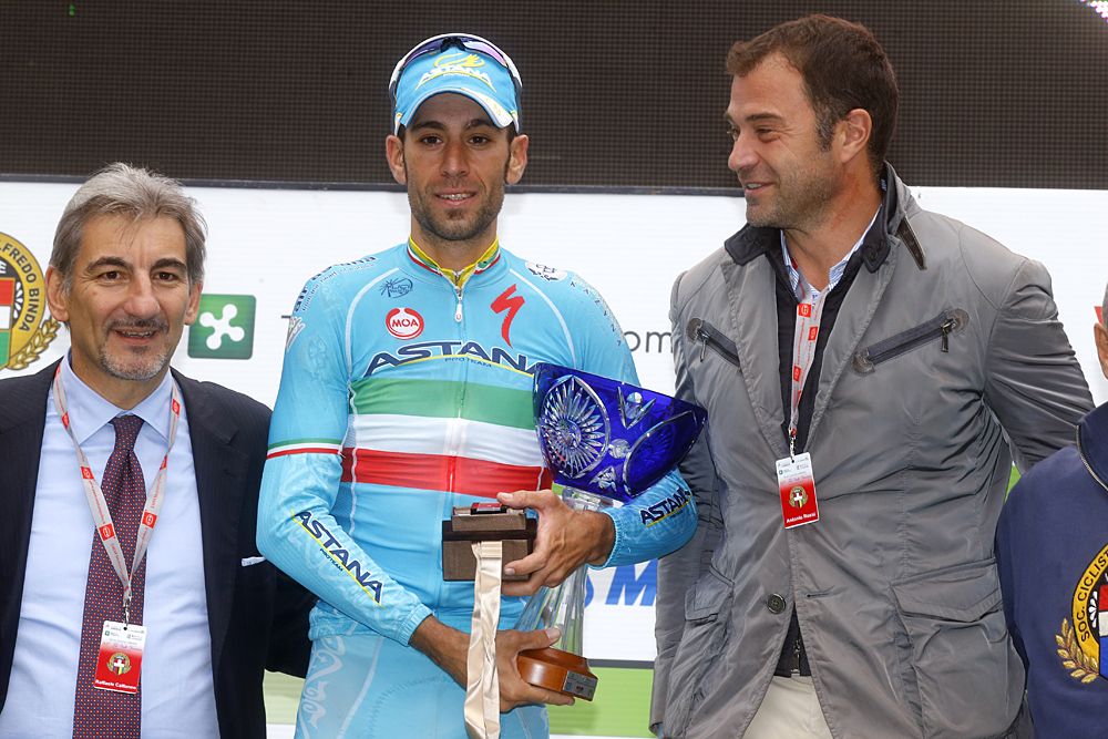 Vincenzo Nibali (Astana) awarded after winning Tre Valli Varesine