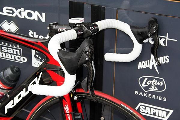 Robbie McEwen (Silence-Lotto) is probably the man most likely to post the first win on Record 11.