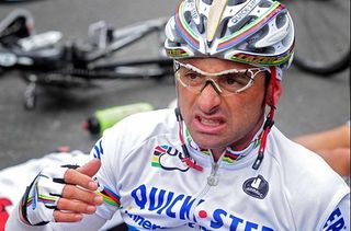 World Champion Paolo Bettini, 33, gives himself another day of rest due to a crash in the Kuurne-Brussel-Kuurne