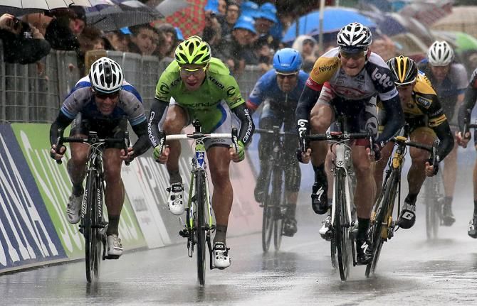 Peter Sagan turns on the turbos.