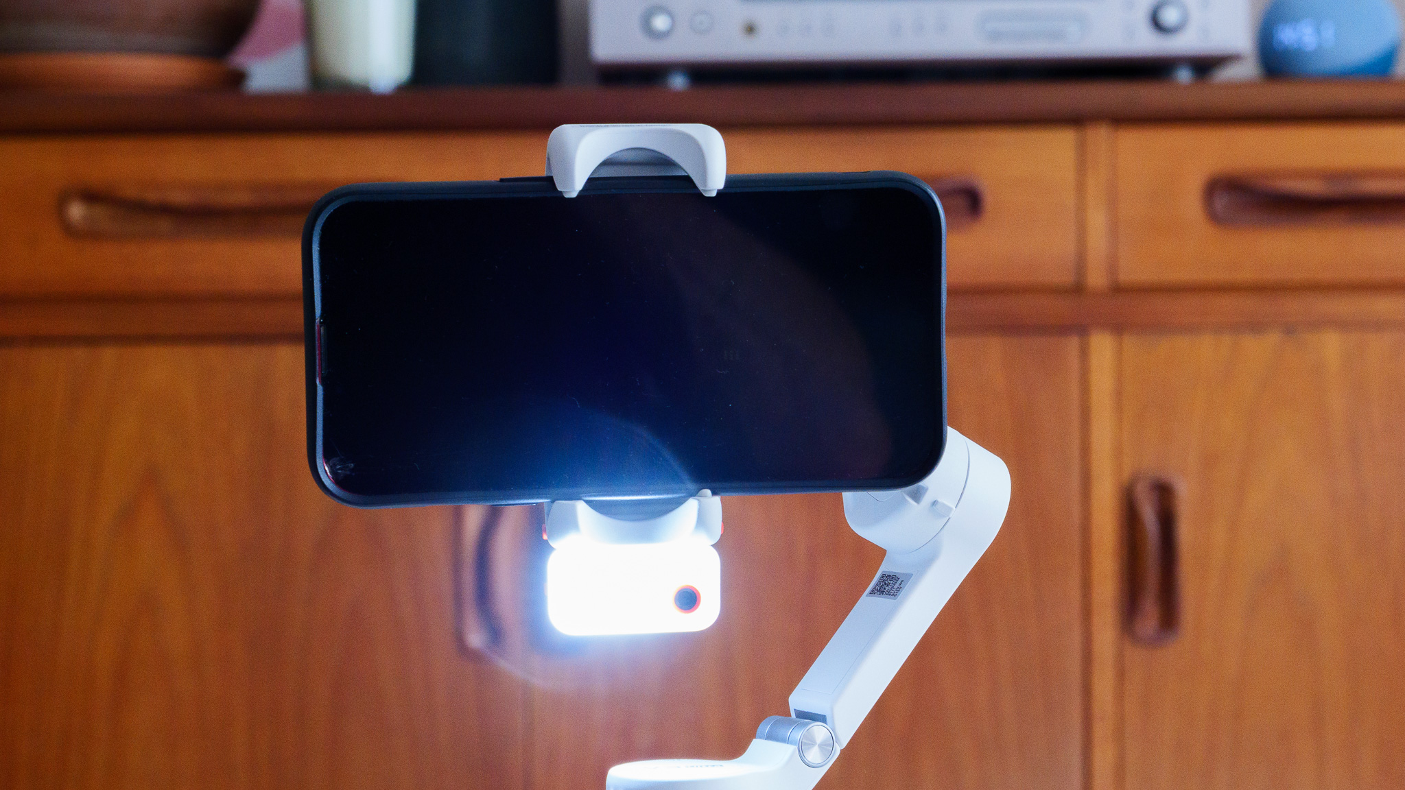 Hohem iSteady V3 Ultra smartphone gimbal