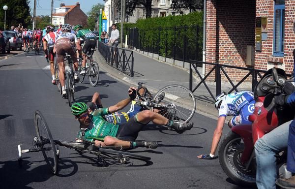 One of three crashes which involved Vacansoleil's Bjorn Leukemans.