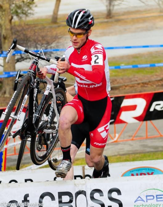 Justin Lindine (Redline) running the barriers