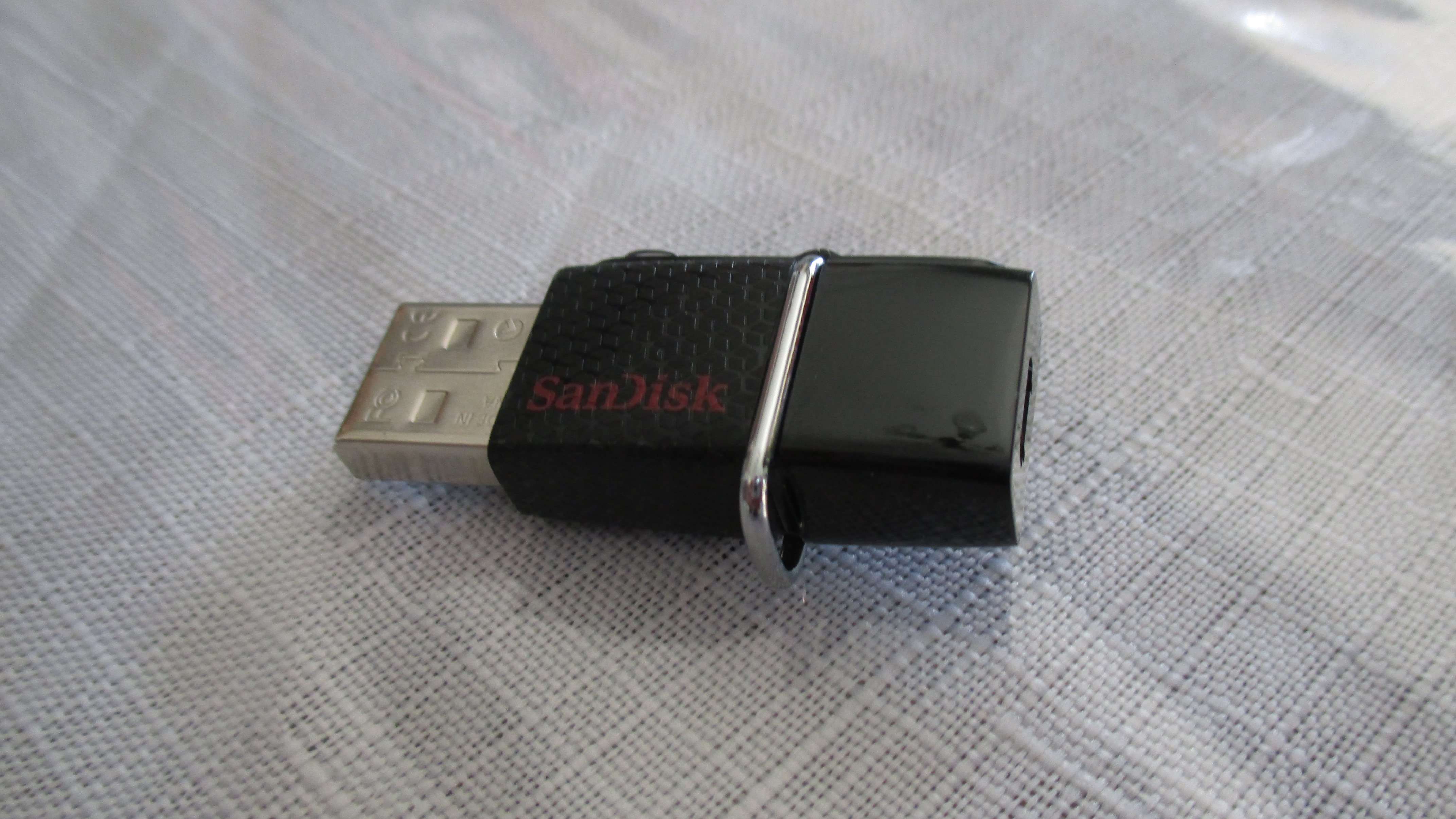 Pendrive para móvil 32 GB  SanDisk Ultra Dual Drive Go, 2 en 1