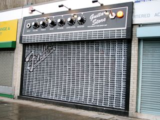 Guitar store amp
