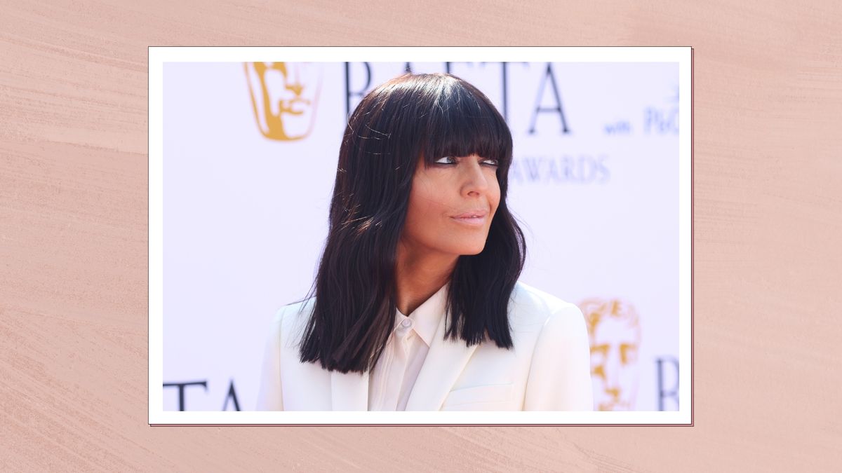 Nous avons découvert les 3 eye-liners que Claudia Winkleman utilise pour son look charbonneux signature.