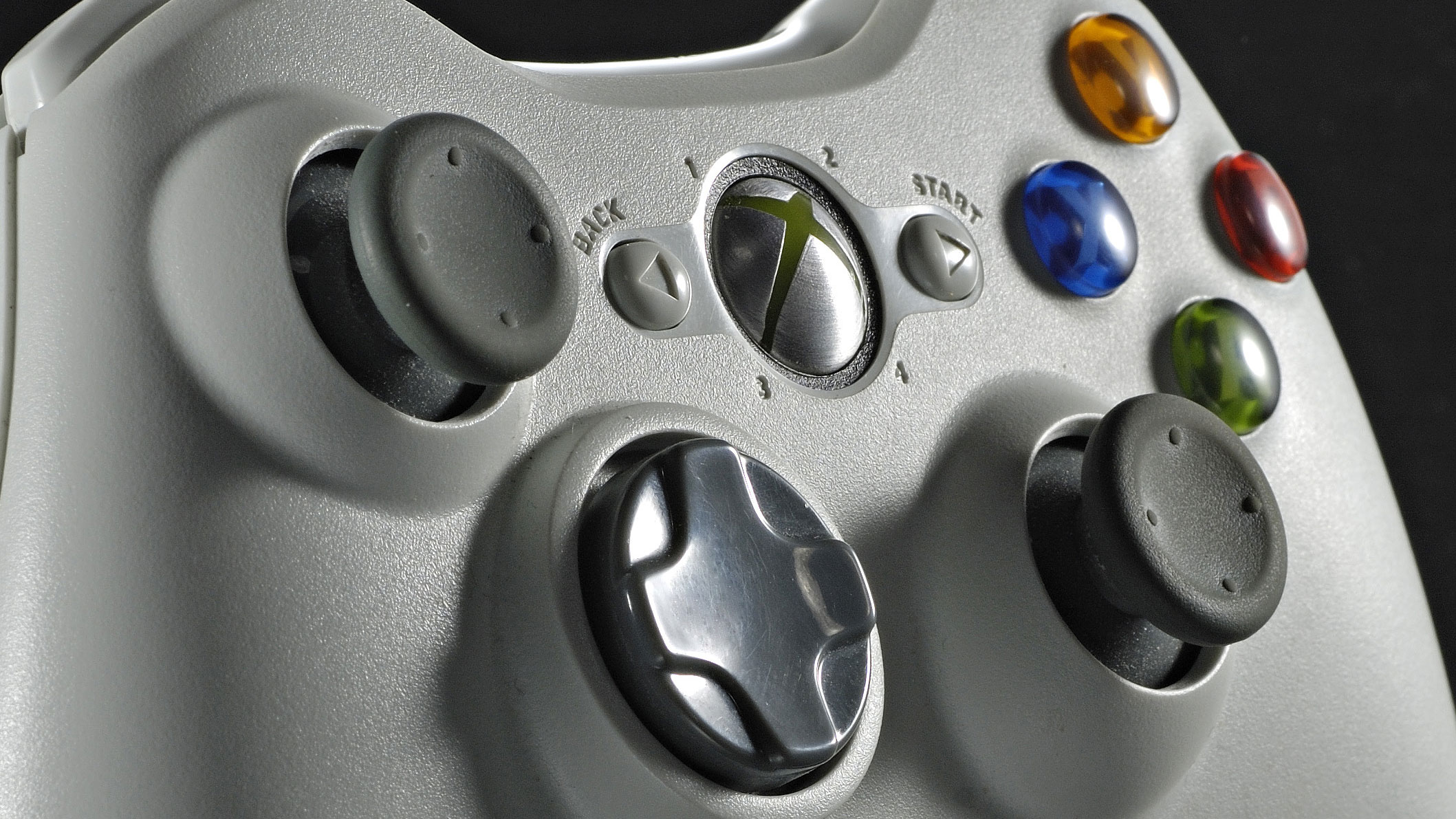 AMD chip on Xbox 720 could rule out backwards compatibility