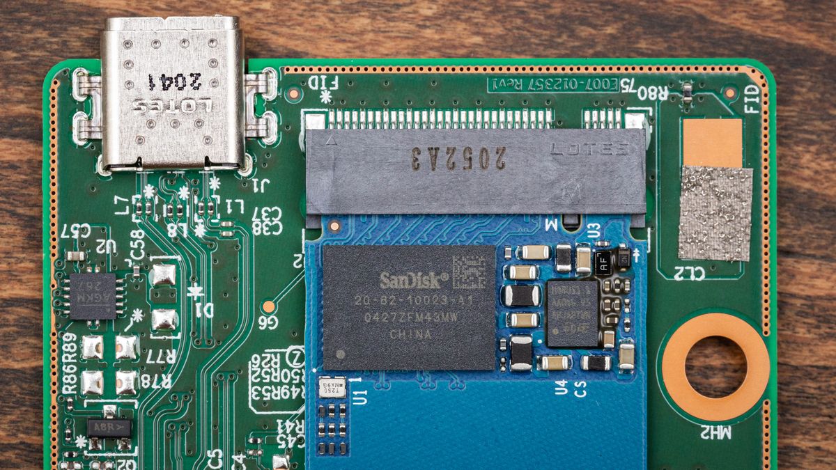 WD Black D30