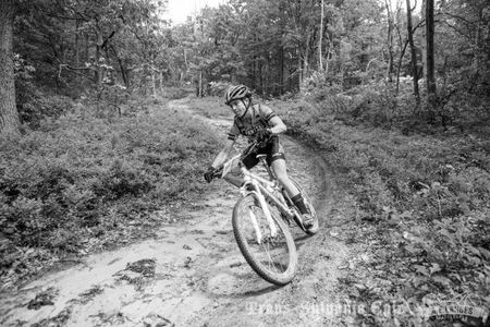 Alice Pennington (Kona) took the women's final stage win.