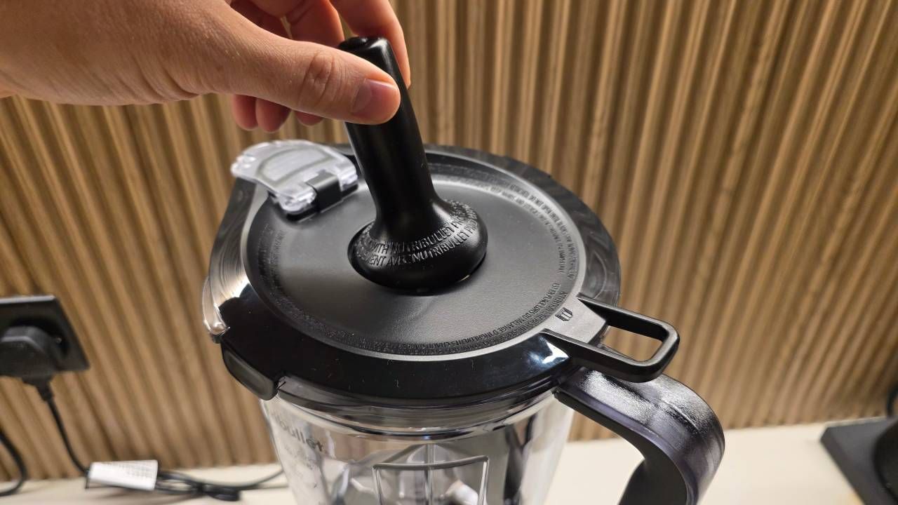 NutriBullet SmartSense Blender Combo