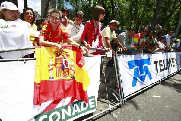 The sun was shining on Mexico's cycling fans today.