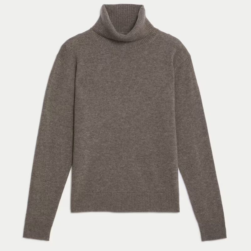 cashmere roll neck sweater in mink