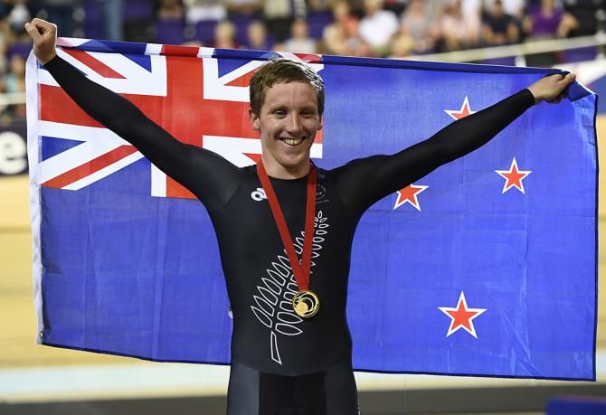 Men's 40km Scratch Race medals. Shane Archbold wins gold for New Zealand.