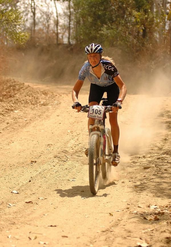 Monique Zendenrust descends towards victory