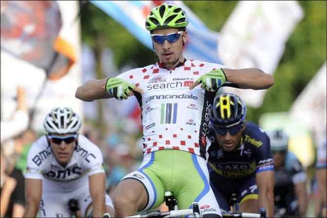 Peter Sagan (cannondale) makes sure everyone knows what team he rides for