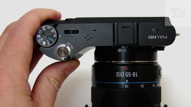 Samsung NX210 review