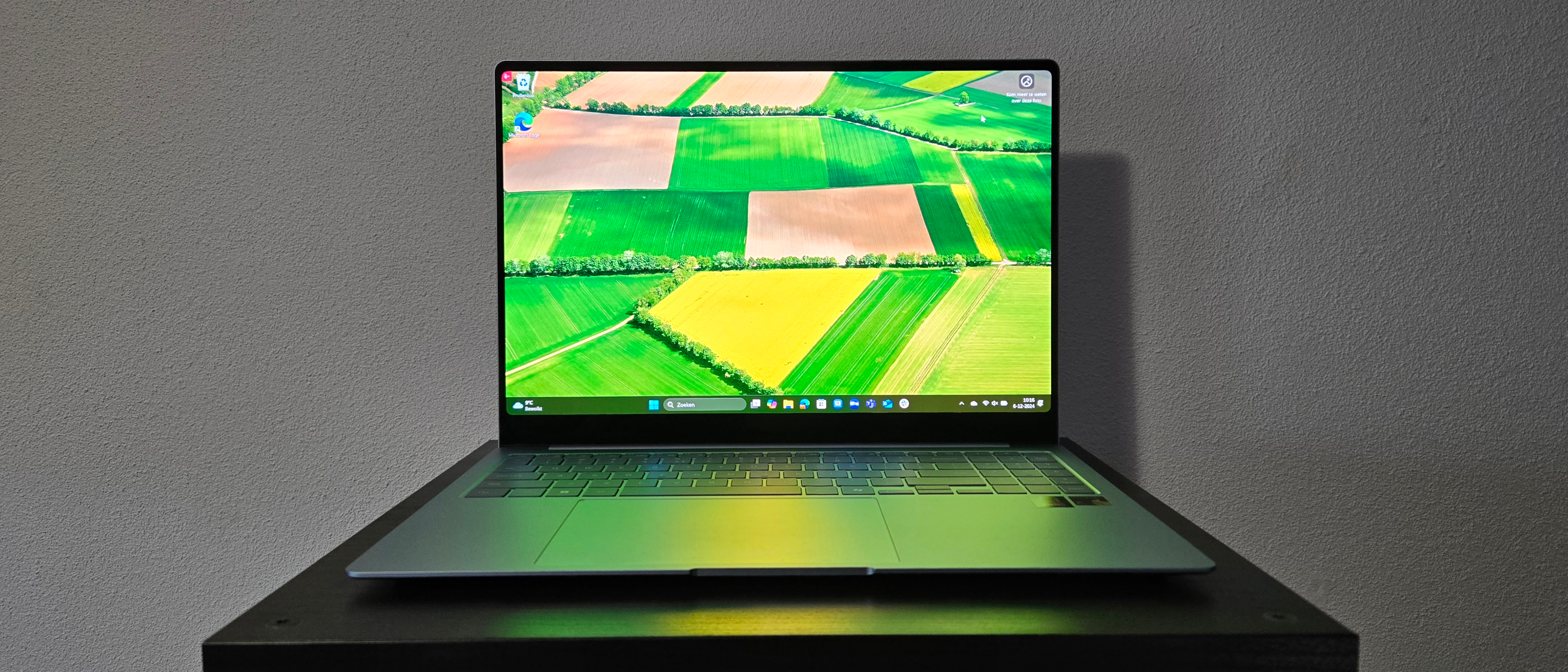 Samsung Galaxy Book 4 Edge