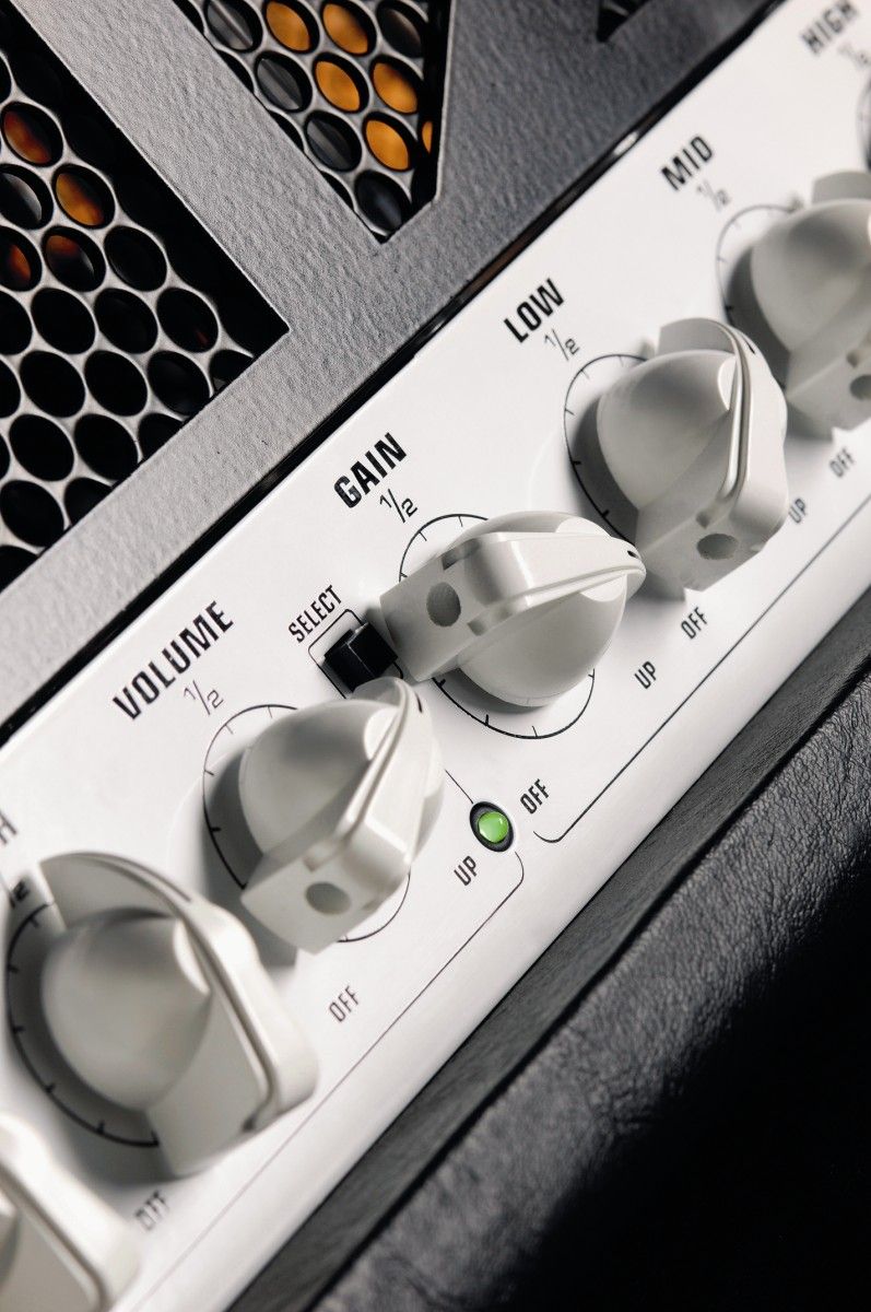 Predictably, the 5150 offers plenty of gain.