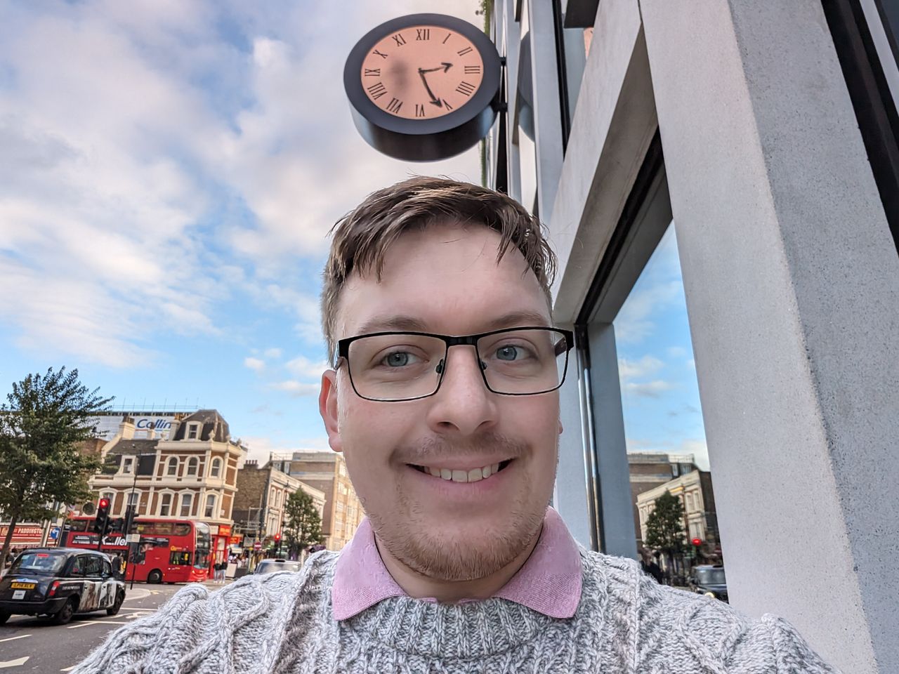 Pixel 8 Pro AI photos