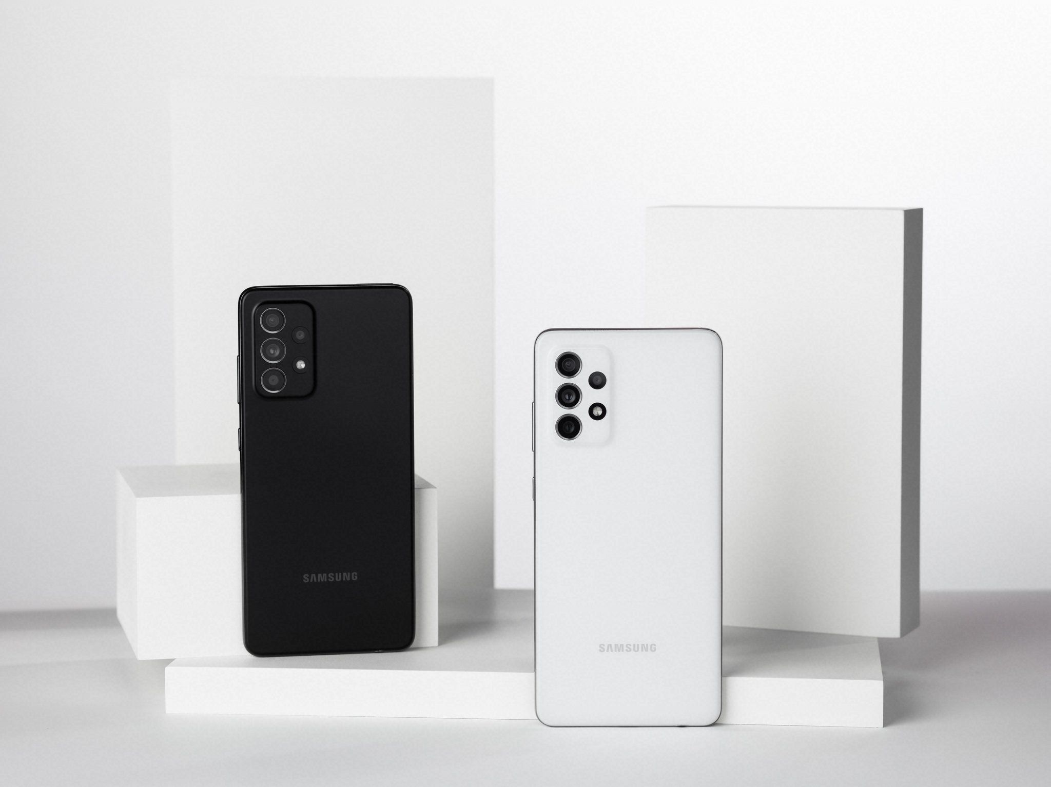New Samsung Galaxy A52, Galaxy A72 and Galaxy A52 5G step it up