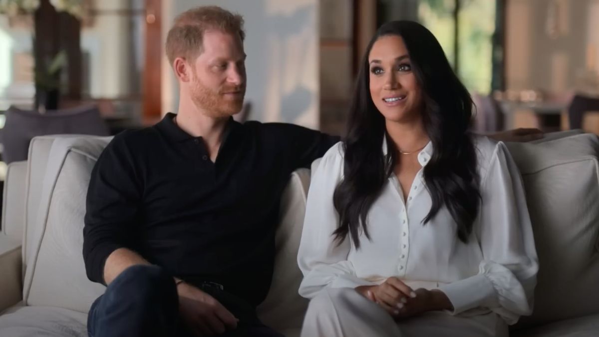  Prince Harry Took Back His Narrative With Spare, But Apparently, It Had A Negative Effect On His And Meghan Markle’s Popularity 