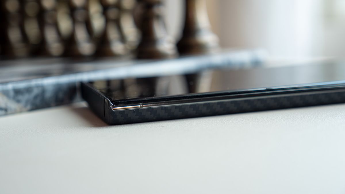 The Thinborne aramid fiber case for the Samsung Galaxy S23 Ultra