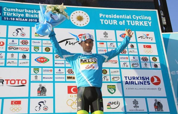 After coming up one second short the previous day, Giovanni Visconti (ISD - Neri) takes over the lead of the Tour of Turkey following stage four.